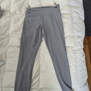 Athleta Transcend 7/8 Tight in Light Gray